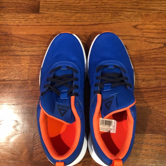 Men’s Reebok Sneakers - Picture 2 of 6